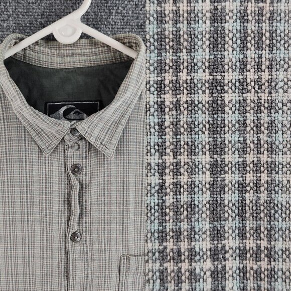 Quiksilver Green Plaid Large Men Button Up Short Sleeve Corduroy Trim Pocket - Picture 1 of 16